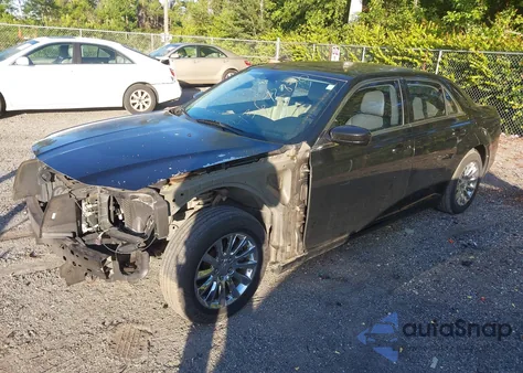 2013 Chrysler 300 Motown from USA, damaged, VIN 2C3CCAAG3DH595292